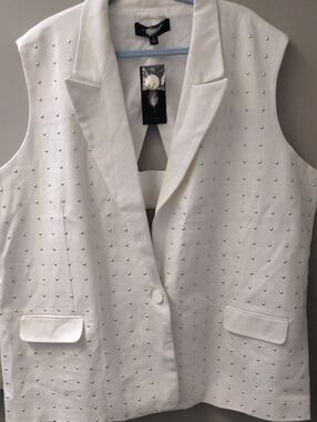 Fair Child White  Sleeveless Jacket with Feather Label Plus Size 3X